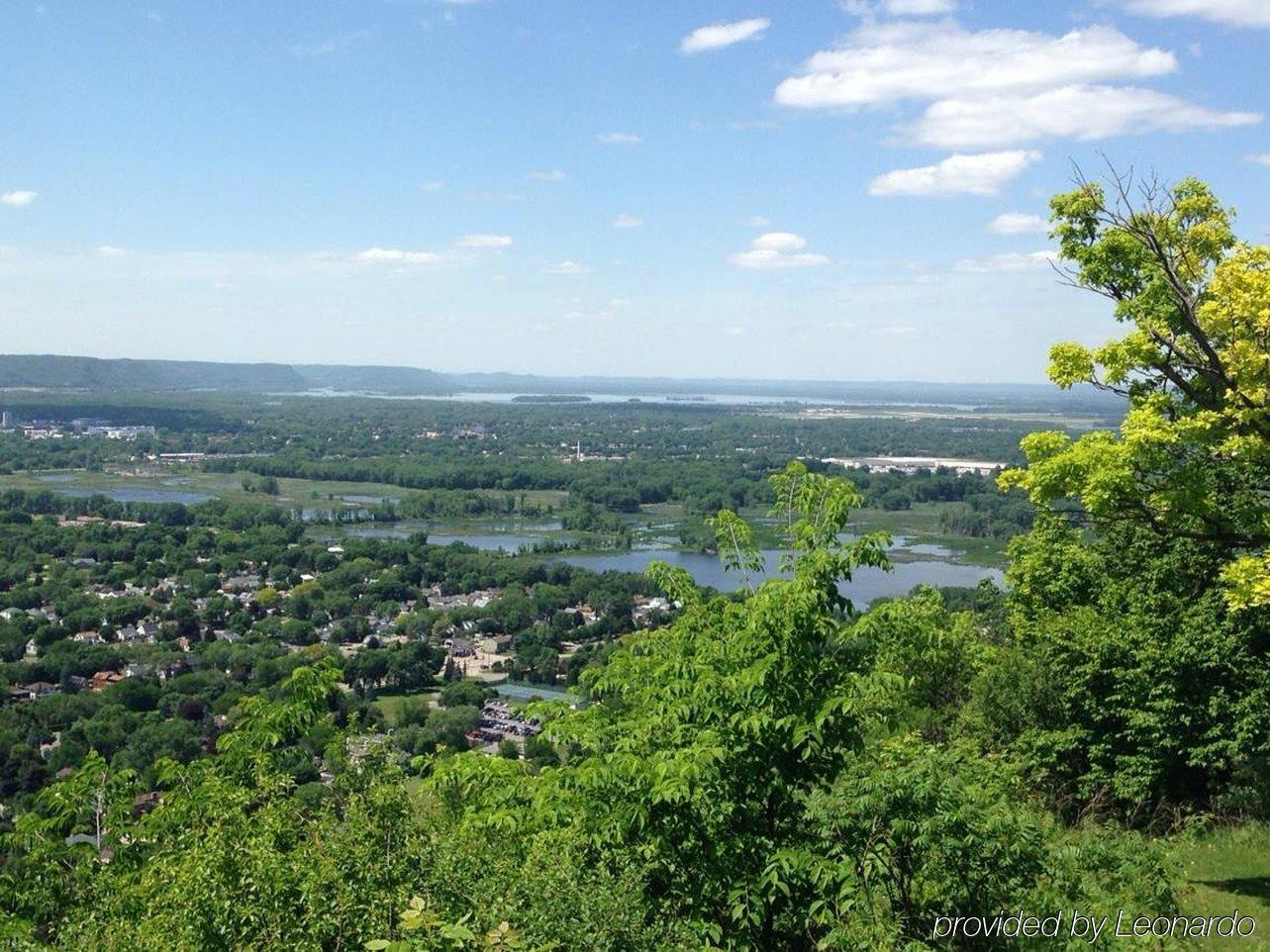 Days Inn Hotel & Conference Center La Crosse Εξωτερικό φωτογραφία